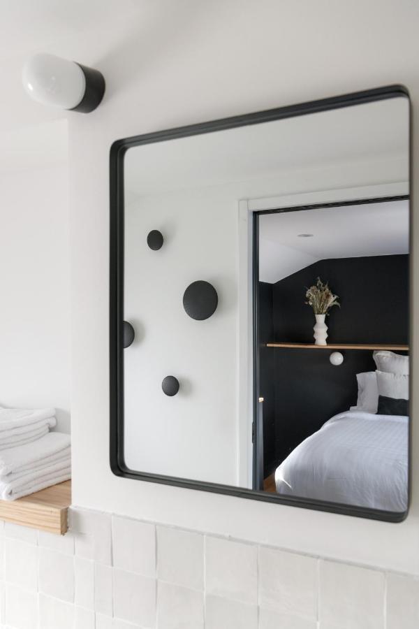 La Peniche - Bed And Bicycle - Tournon Hotel Eksteriør billede